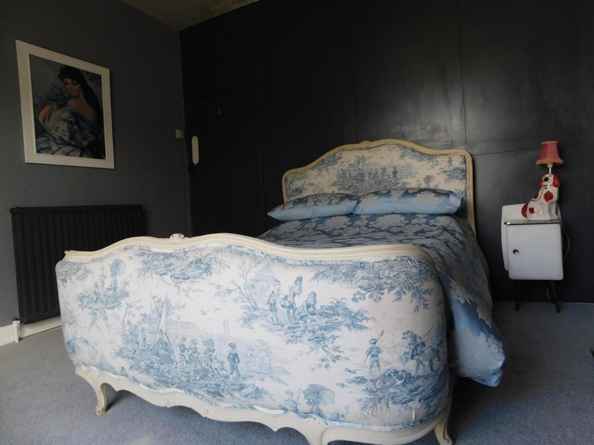 The Bear Bread Bakery B&b, Ensuite Above The Bakery, * Colyton